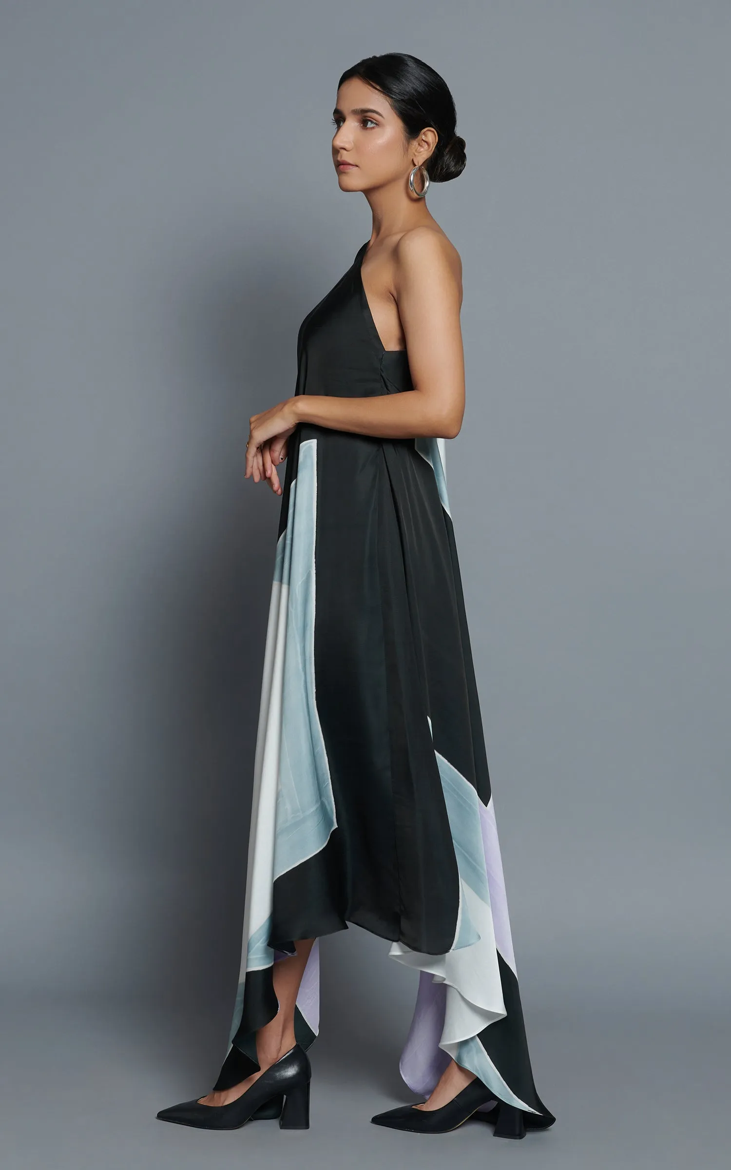 Abstract Printed One Shoulder Drape