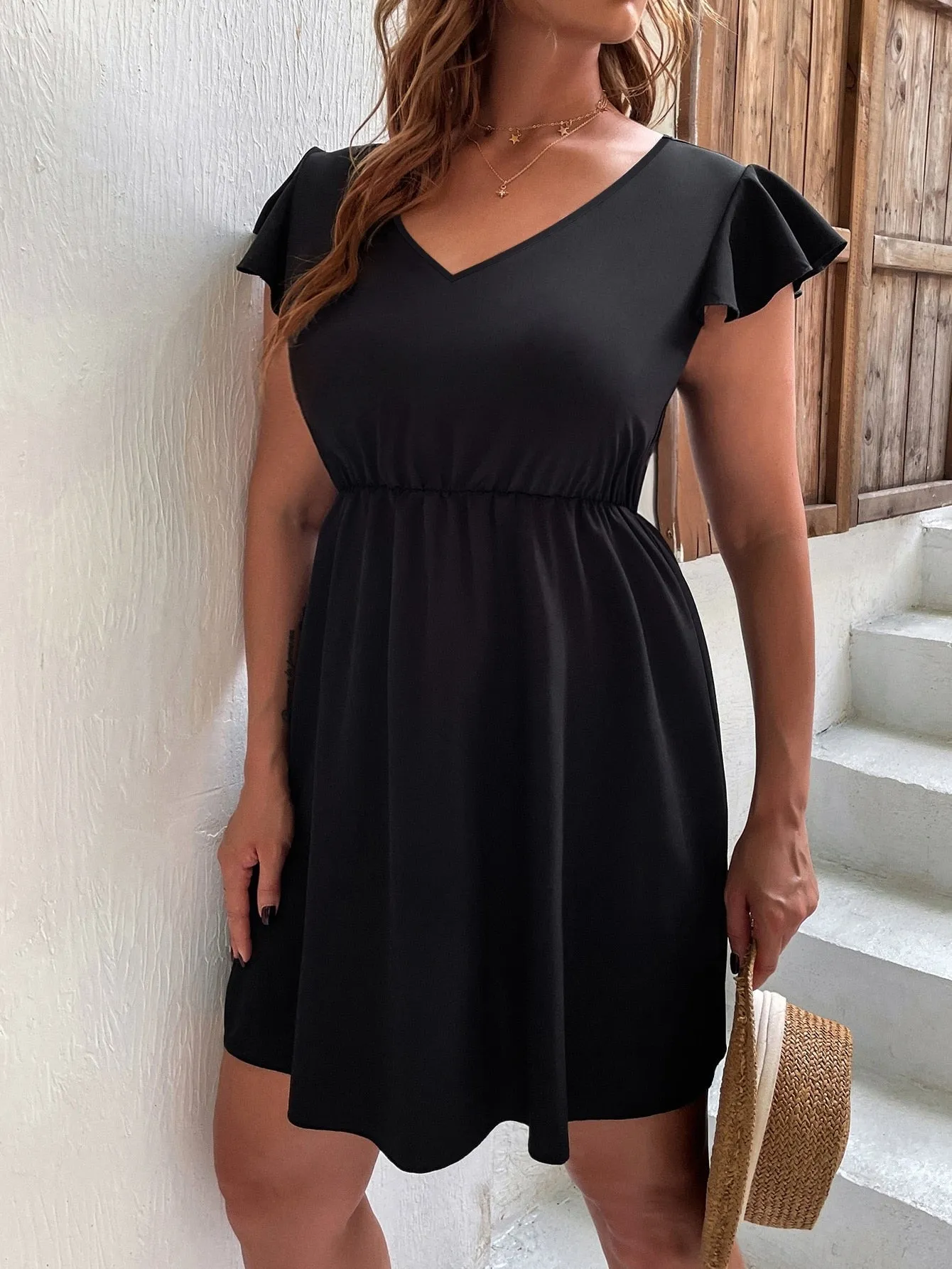 BerriesJam - 2024 Sleeveless Large Size V Neck Curvy Chic Casual Dress