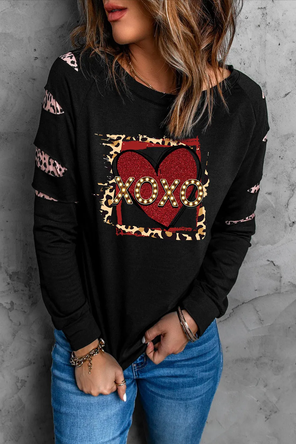 Black Sweatshirts for Women Crewneck Tops Long Sleeve Print Pullover Tops