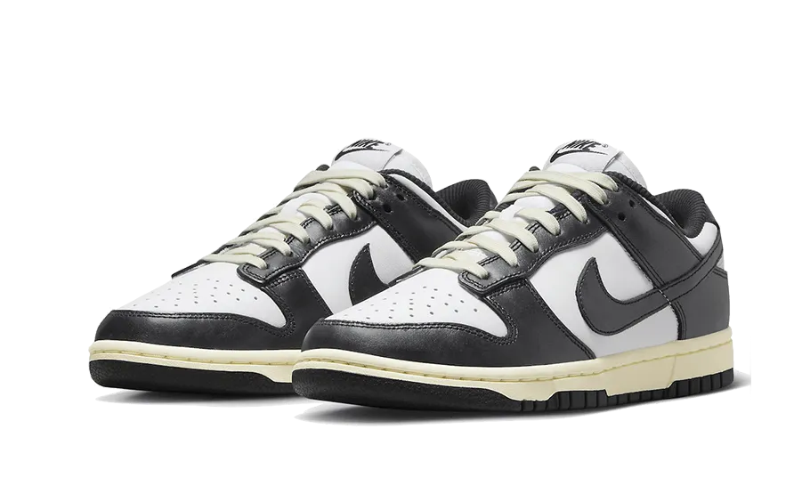 Dunk Low Vintage Panda