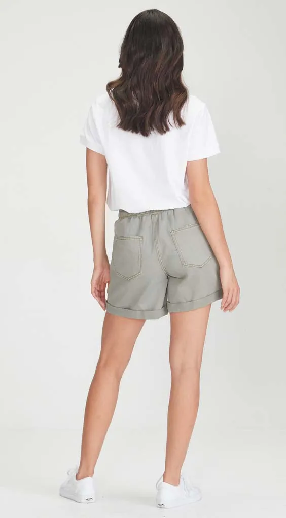 Maggie Shorts | Khaki