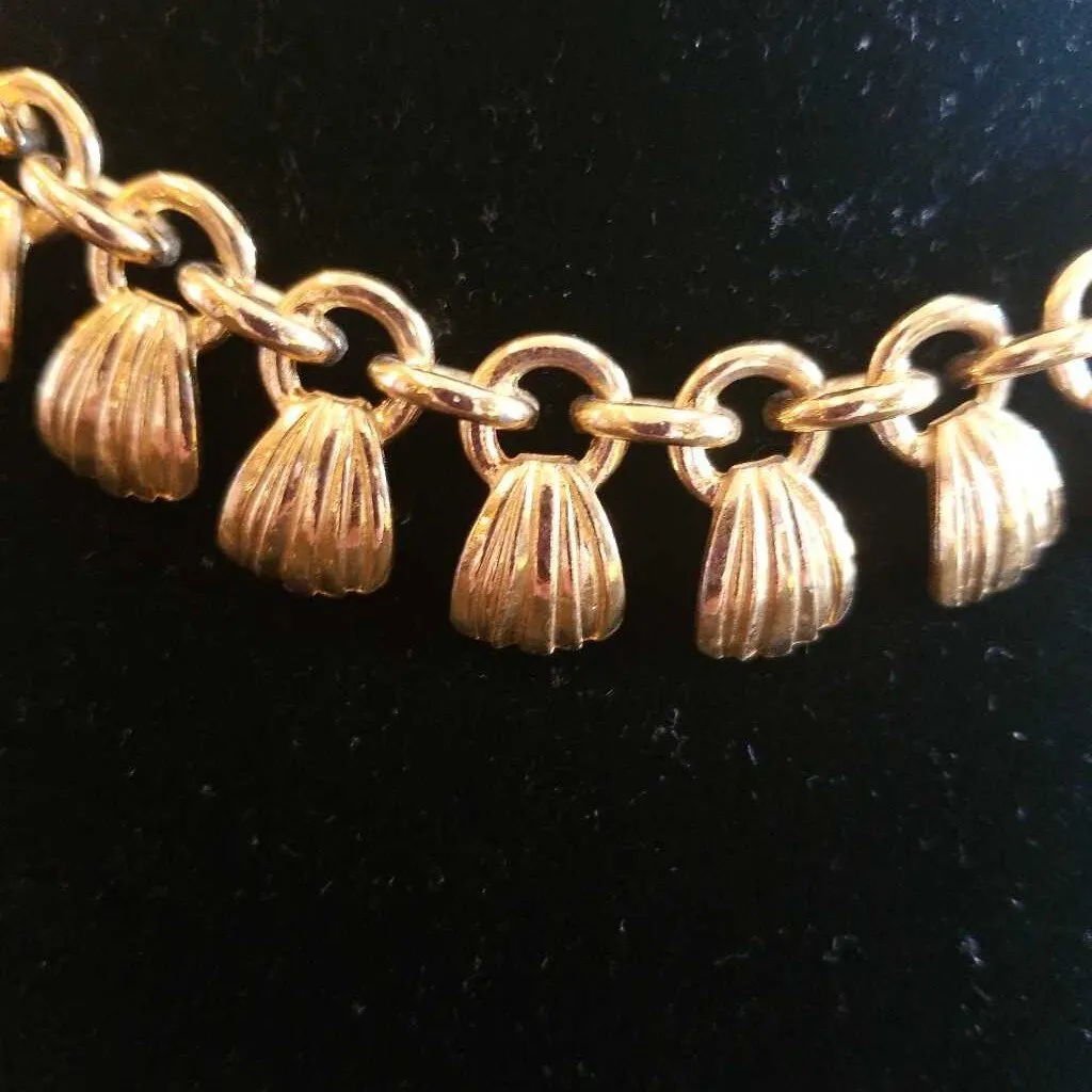 New! Vintage Goldtone Necklace