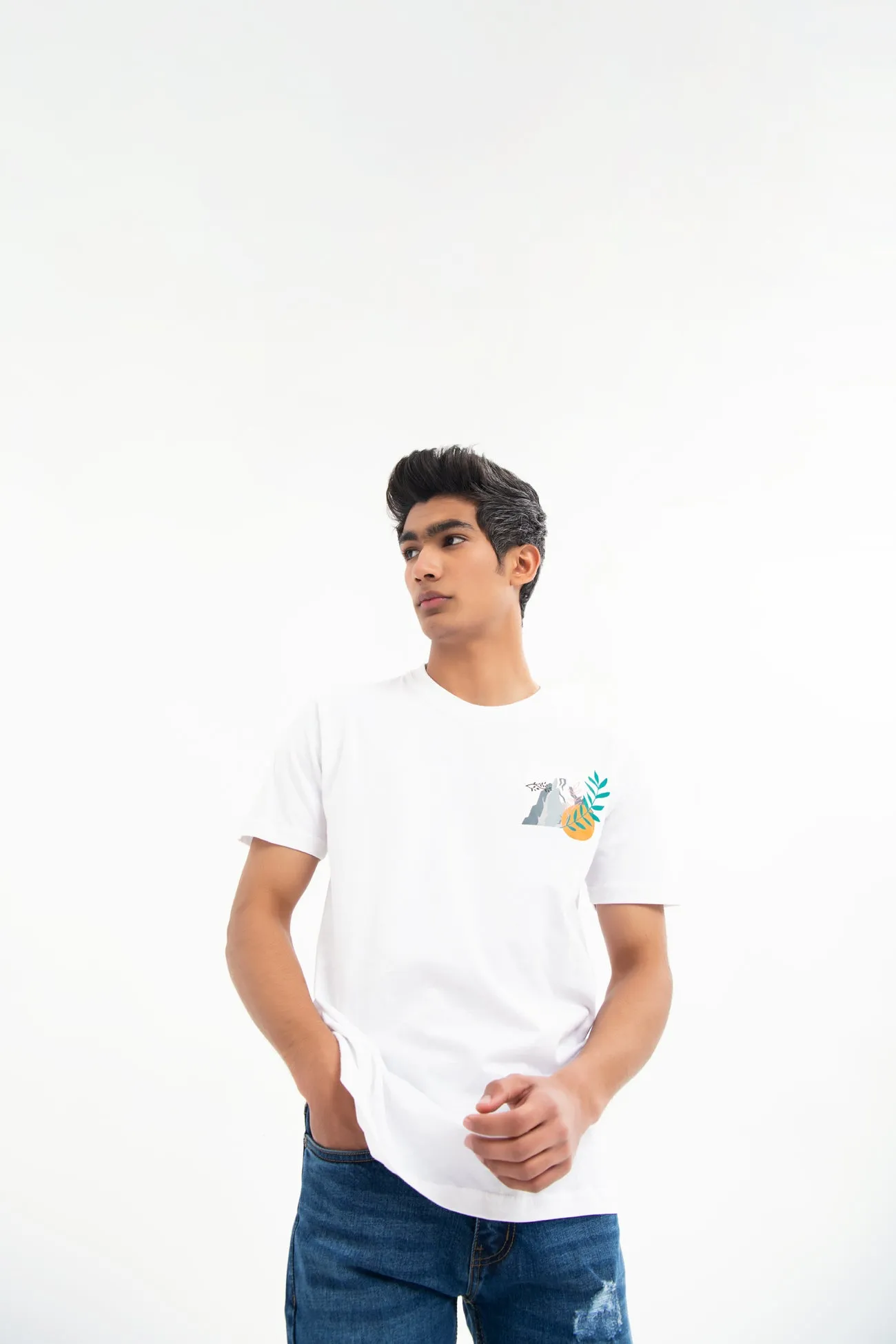 REGULAR FIT PRINTED T-SHIRT