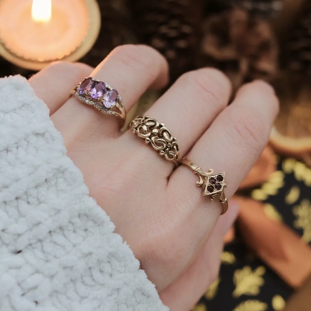 Vintage | Sophie Garnet Ring